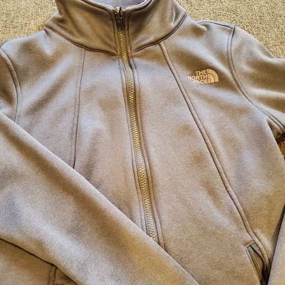 North Face Women's Jacket - Picture 8 of 11